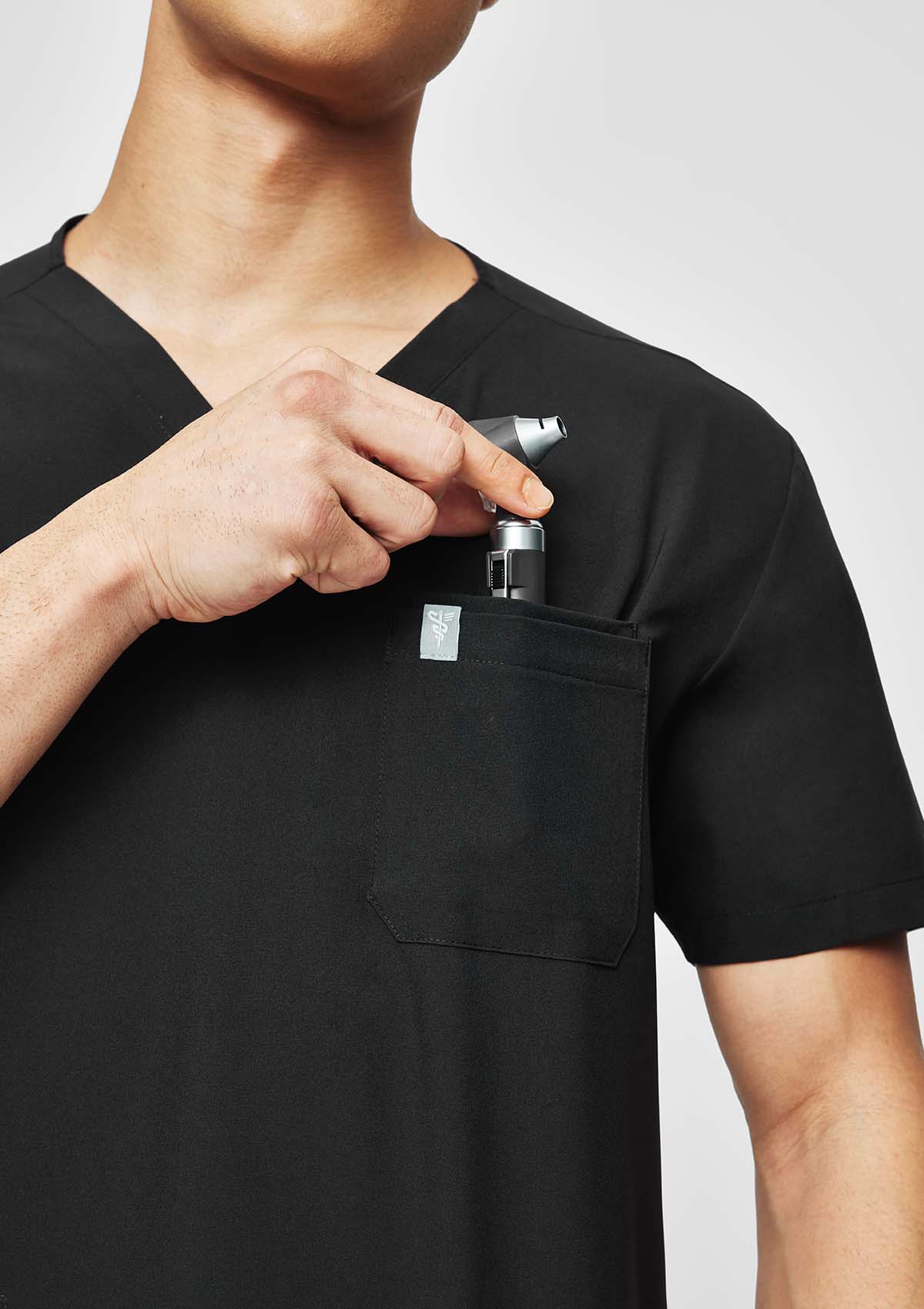 4-Pocket MoveTech® Scrub Top - Men / So Black