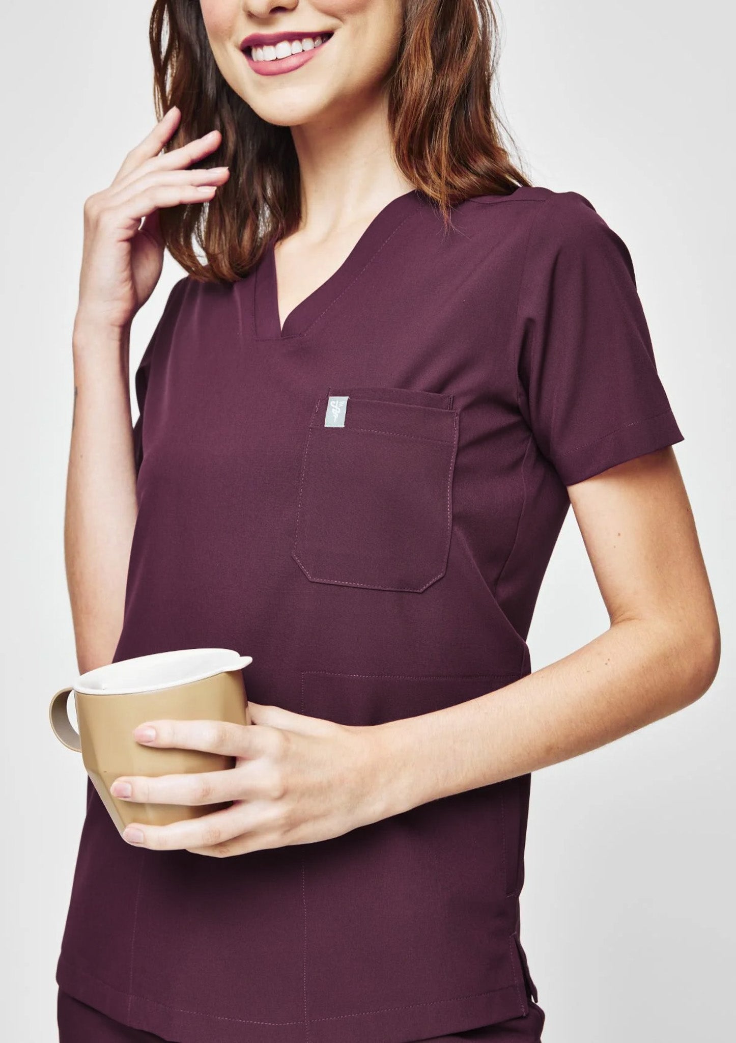 4-Pocket MoveTech® Scrub Top - Women / Merlot