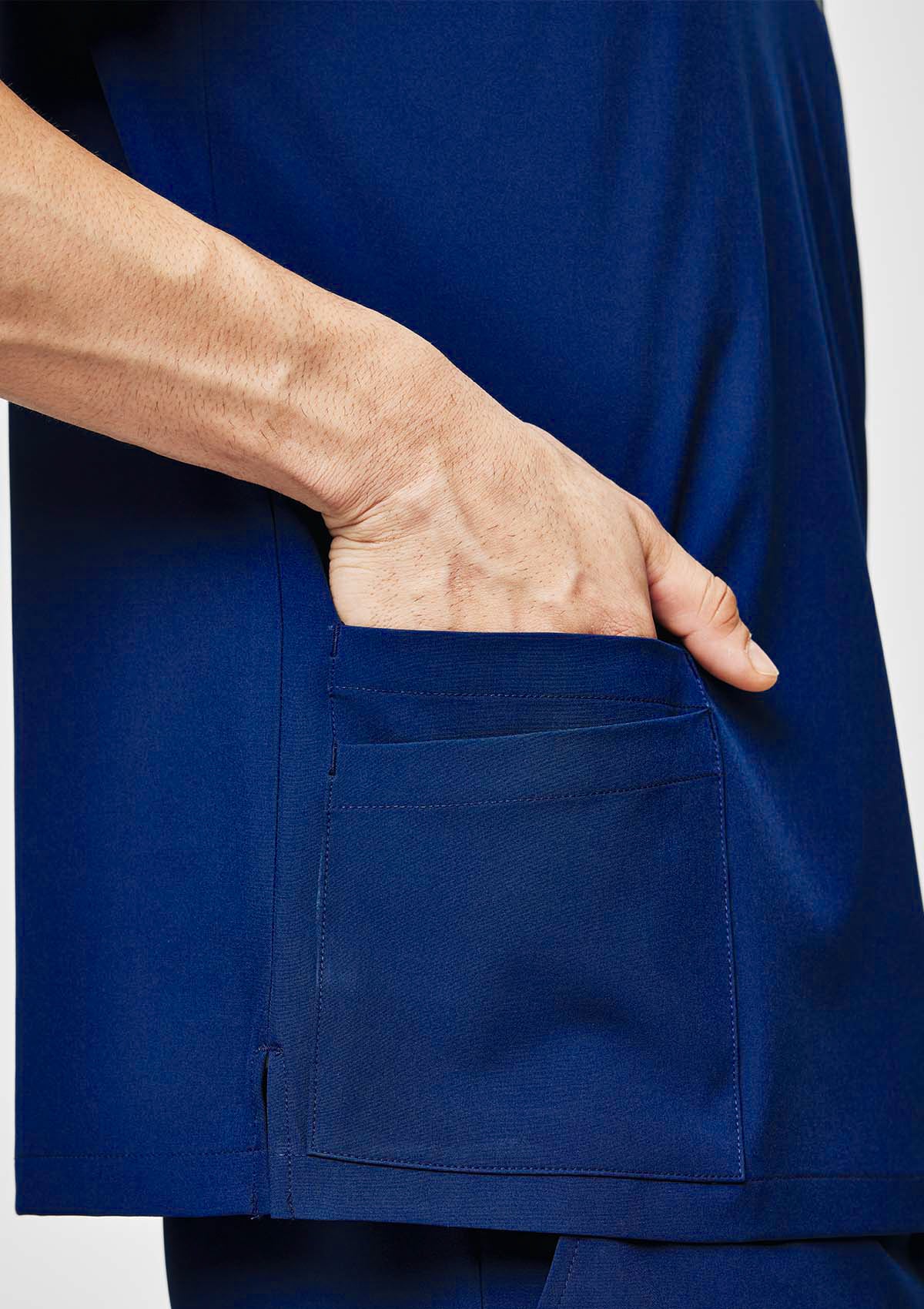 5-Pocket MoveTech® Scrub Top - Men / Navy