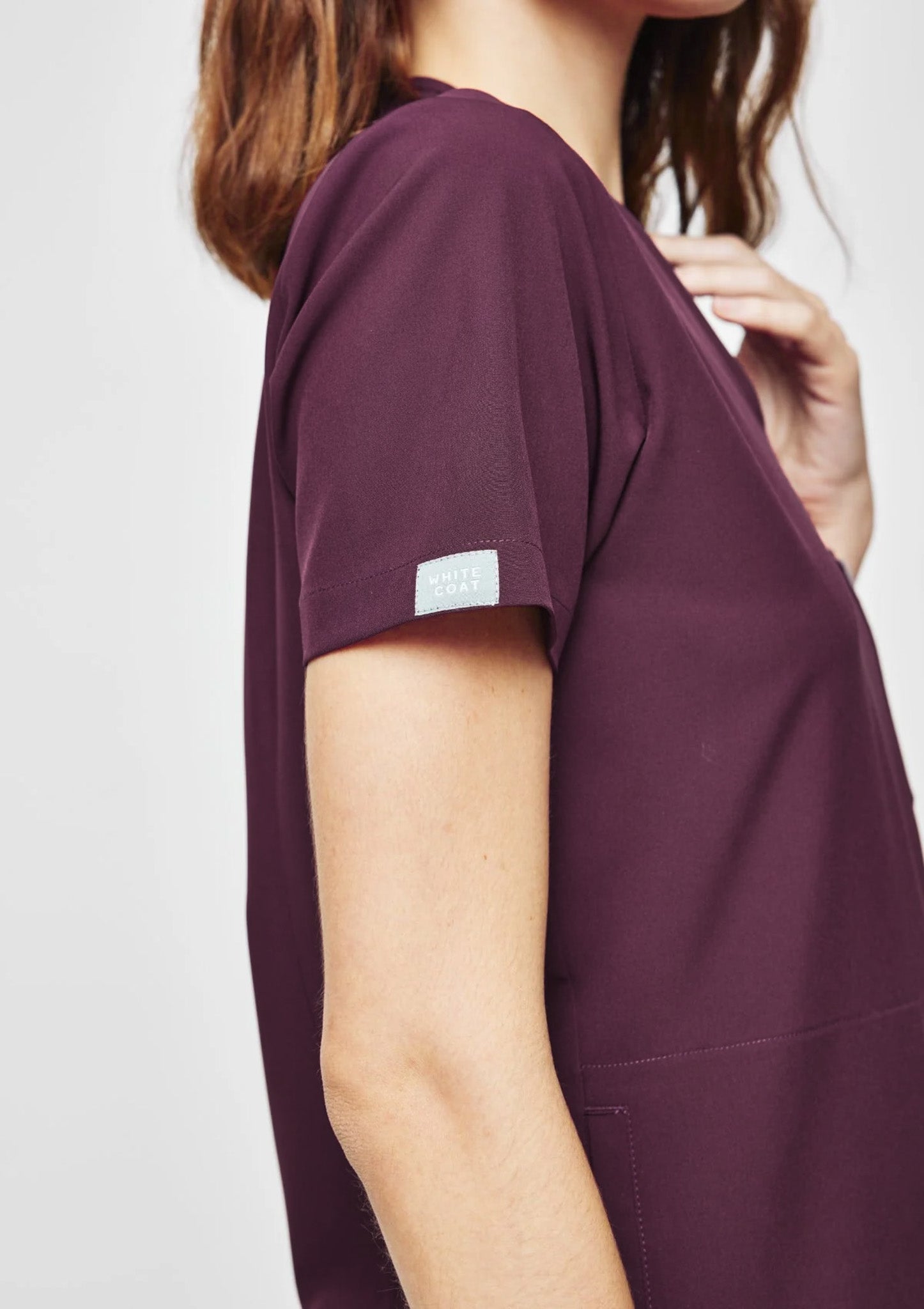 4-Pocket MoveTech® Scrub Top - Women / Merlot