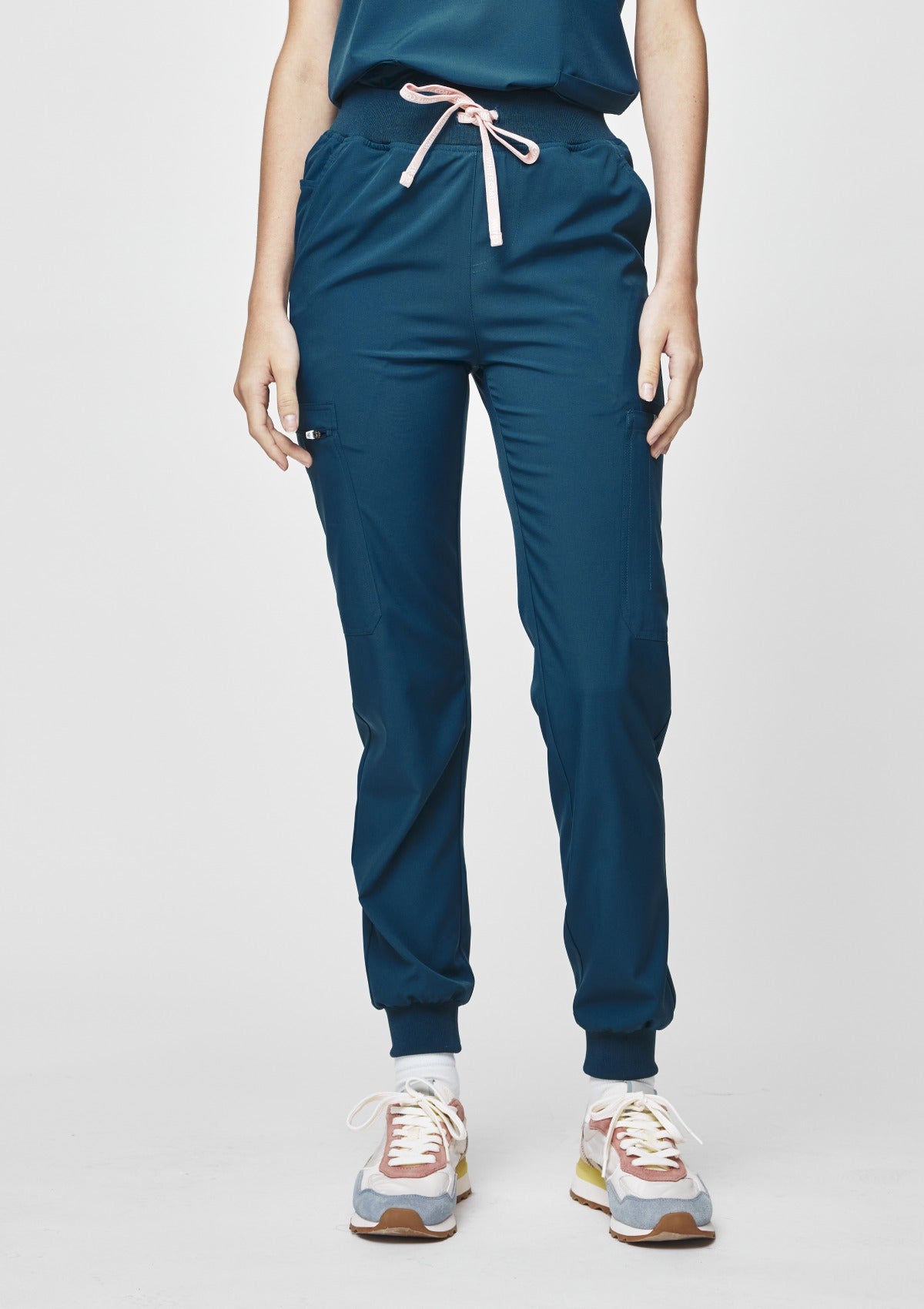 Jogger MoveTech® Scrub Pants - Women / Pacific Tide